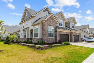 3093 N Spurway Drive, Ann Arbor, MI 48105