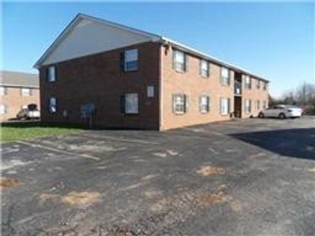 3885 Northeast Dr Apt E, Clarksville, TN 37040