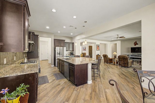 5680 W WILLOW Way, Florence, AZ 85132