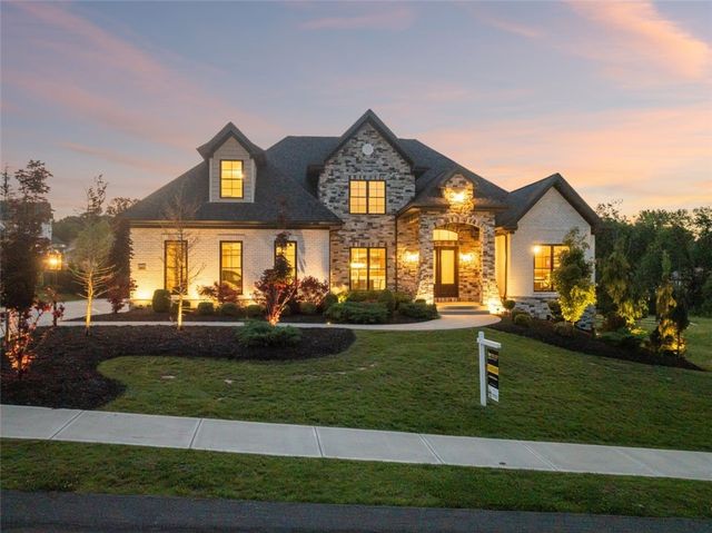 2002 Mallard Ln, Marshall, PA 15005