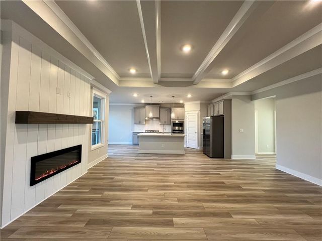 62 Rose Lake Court, Hoschton, GA 30548