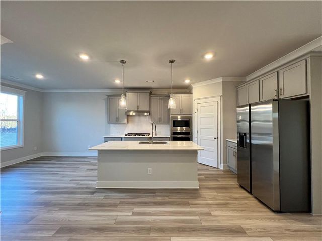 62 Rose Lake Court, Hoschton, GA 30548