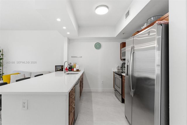 7290 SW 90th St 209, Miami, FL 33156