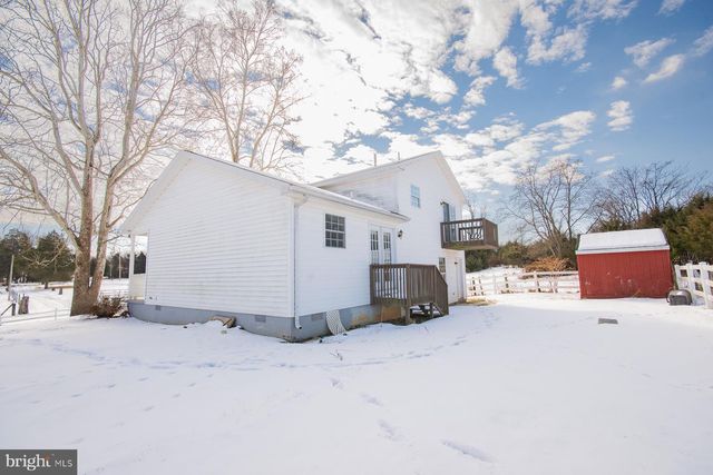 989 CEDAR LN, Shepherdstown, WV 25443