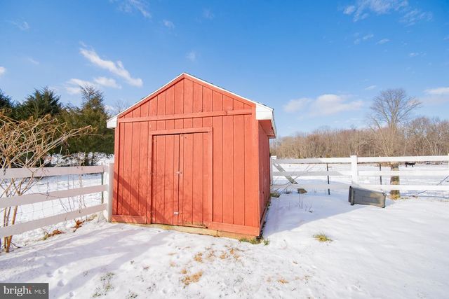 989 CEDAR LN, Shepherdstown, WV 25443