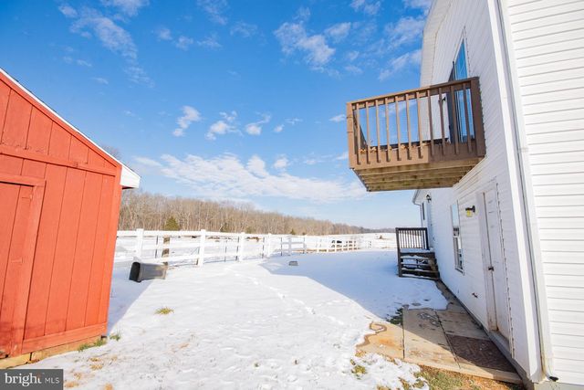 989 CEDAR LN, Shepherdstown, WV 25443