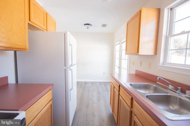 989 CEDAR LN, Shepherdstown, WV 25443