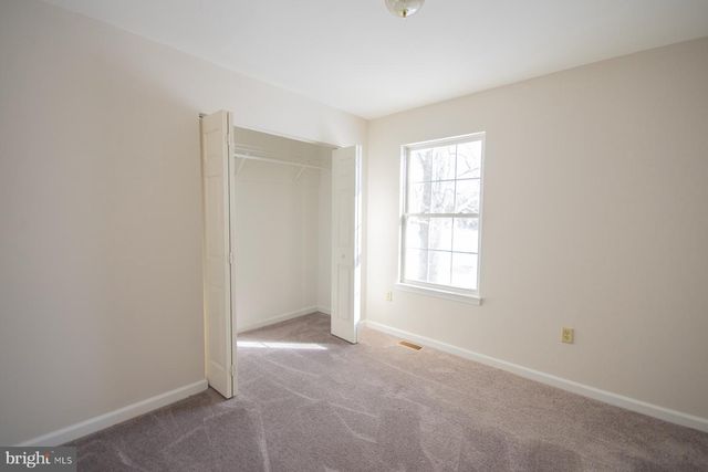 989 CEDAR LN, Shepherdstown, WV 25443