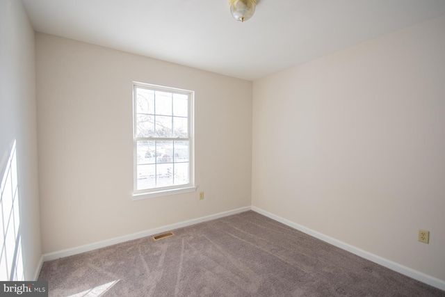 989 CEDAR LN, Shepherdstown, WV 25443