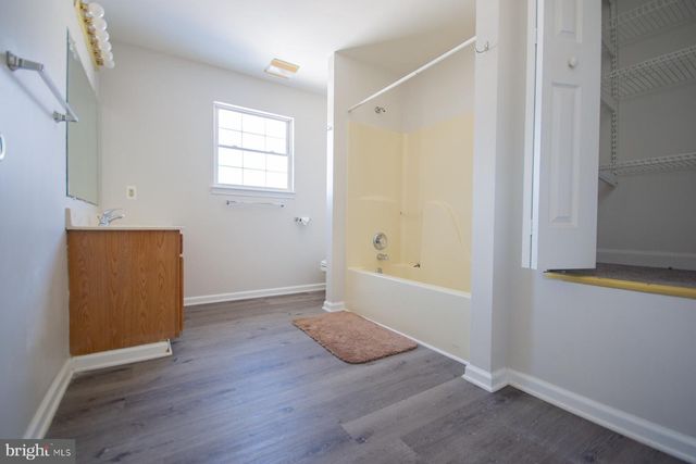 989 CEDAR LN, Shepherdstown, WV 25443