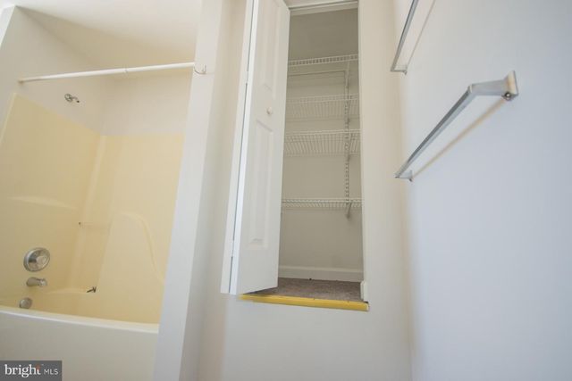 989 CEDAR LN, Shepherdstown, WV 25443