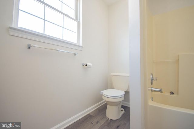 989 CEDAR LN, Shepherdstown, WV 25443