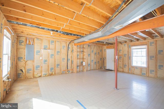 989 CEDAR LN, Shepherdstown, WV 25443