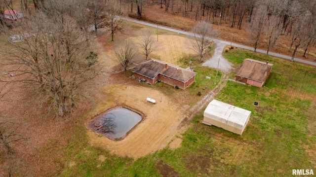 1720 Camp Cedar Point Lane, Makanda, IL 62958