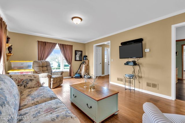 3404 Sandpiper Way, Allenwood, NJ 08720