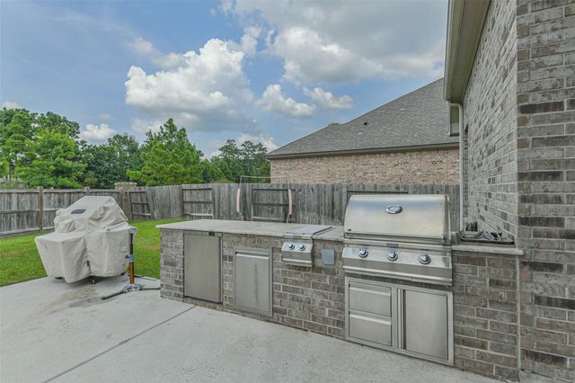 32015 Autumn Orchard Lane, Conroe, TX 77385
