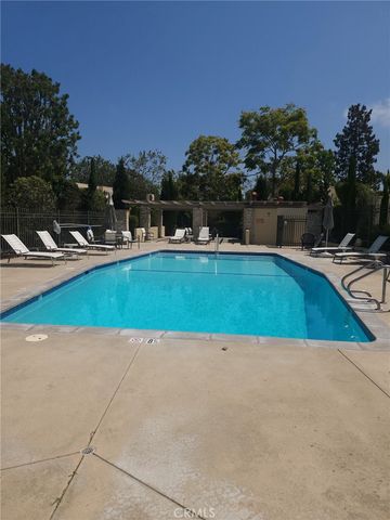 2237 Vista Huerta, Newport Beach, CA 92660