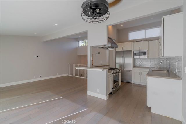 2237 Vista Huerta, Newport Beach, CA 92660