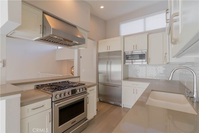 2237 Vista Huerta, Newport Beach, CA 92660
