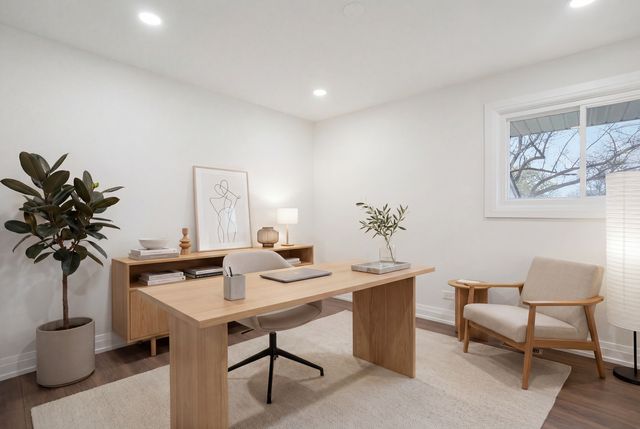 1430 E Emmerson Lane, Mount Prospect, IL 60056