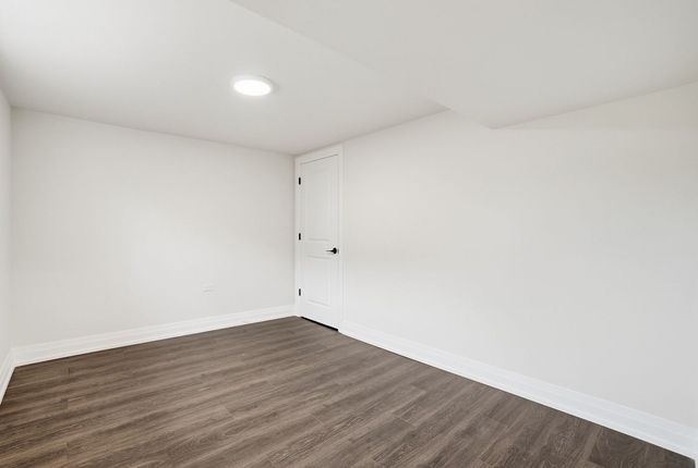 1430 E Emmerson Lane, Mount Prospect, IL 60056