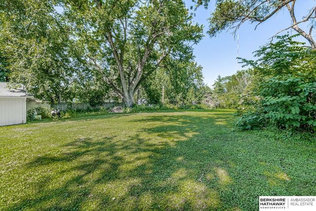 7826 Military Avenue, Omaha, NE 68134