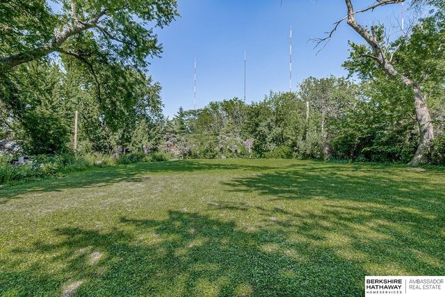 7826 Military Avenue, Omaha, NE 68134