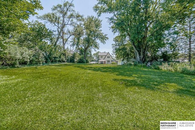 7826 Military Avenue, Omaha, NE 68134