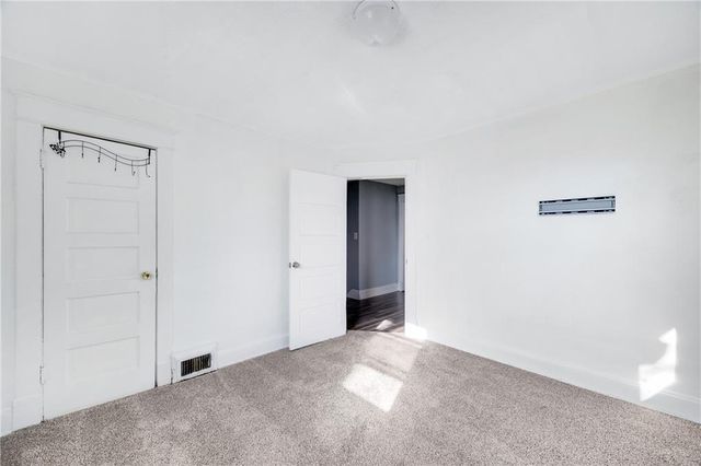 3241 E 28th Street, Kansas City, MO 64128