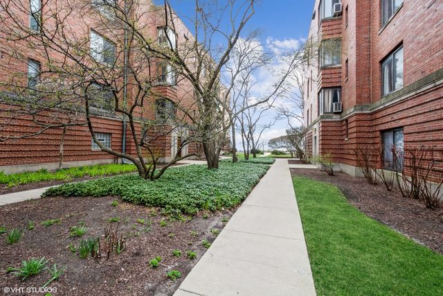1224 W Chase Avenue 1F, Chicago, IL 60626