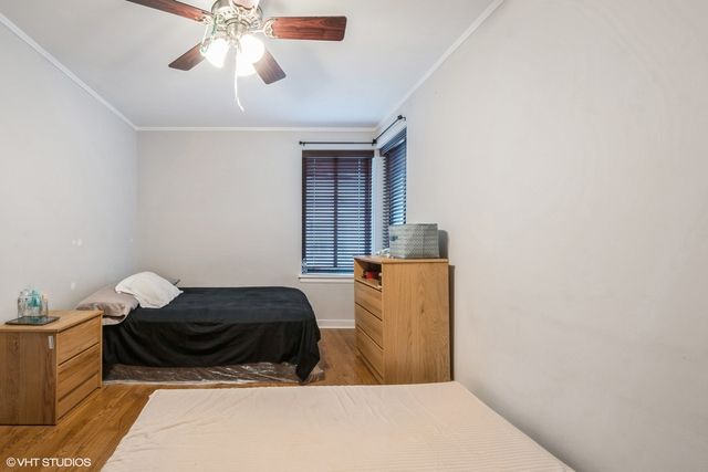 1224 W Chase Avenue 1F, Chicago, IL 60626