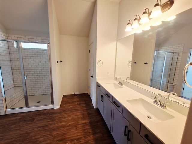 1104 River Vista RD, Georgetown, TX 78628