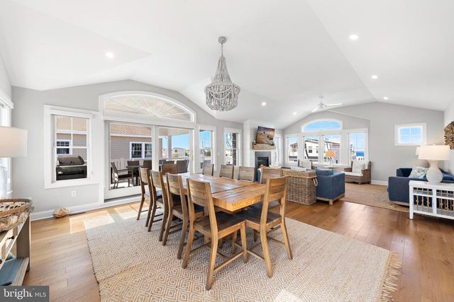 30 W HARDING AVE, Long Beach Township, NJ 08008