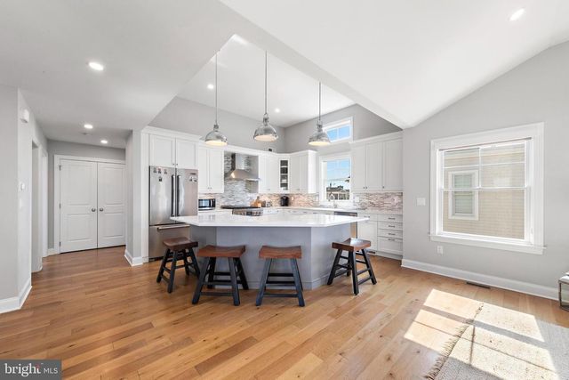 30 W HARDING AVE, Long Beach Township, NJ 08008
