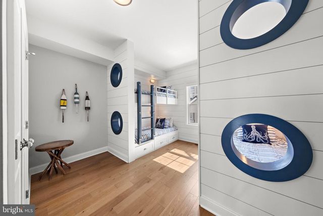 30 W HARDING AVE, Long Beach Township, NJ 08008