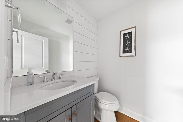 30 W HARDING AVE, Long Beach Township, NJ 08008