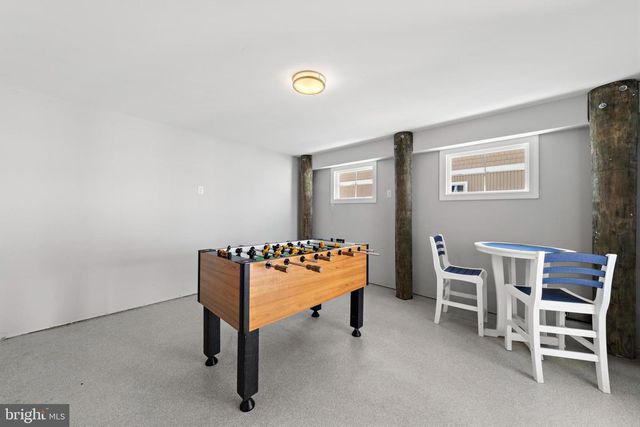 30 W HARDING AVE, Long Beach Township, NJ 08008