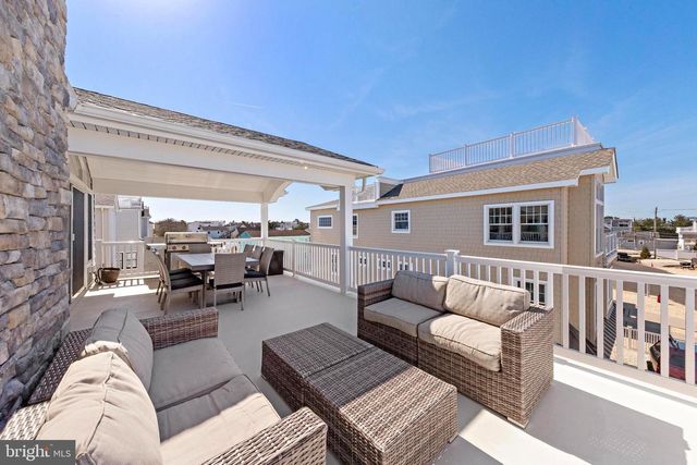 30 W HARDING AVE, Long Beach Township, NJ 08008