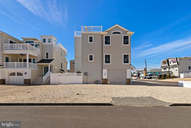 30 W HARDING AVE, Long Beach Township, NJ 08008