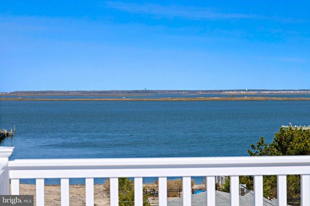 30 W HARDING AVE, Long Beach Township, NJ 08008