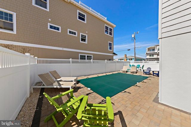 30 W HARDING AVE, Long Beach Township, NJ 08008