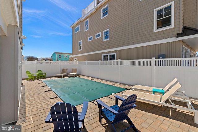 30 W HARDING AVE, Long Beach Township, NJ 08008