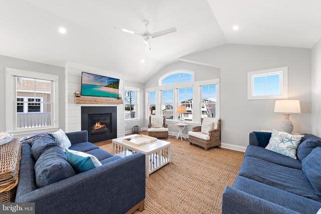 30 W HARDING AVE, Long Beach Township, NJ 08008