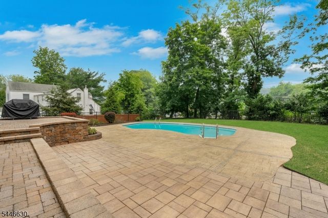 14 LAKEVIEW AVENUE, Watchung Boro, NJ 07069
