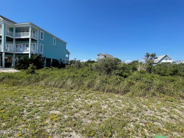 342 Ocean Boulevard W, Supply, NC 28462