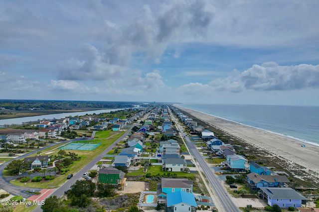 342 Ocean Boulevard W, Supply, NC 28462