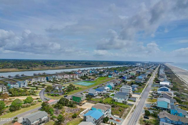 342 Ocean Boulevard W, Supply, NC 28462