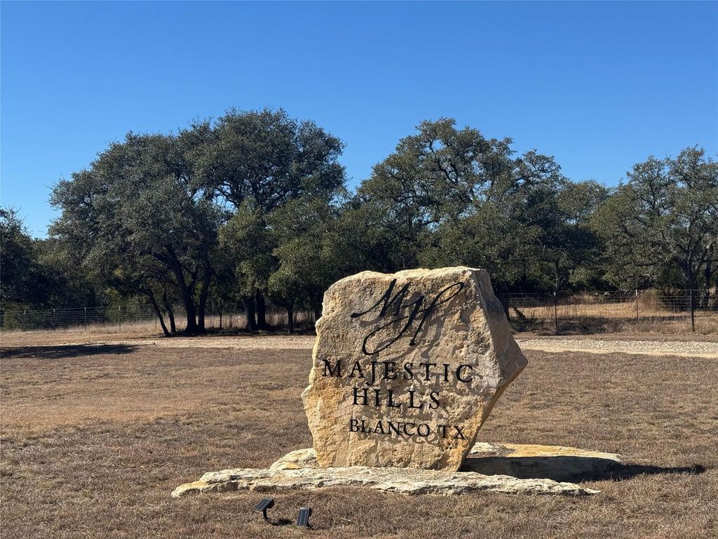0 E Majestic Creek DR Lot 10, Blanco, TX 78606