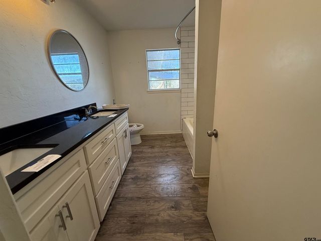 207 S Sun Camp, White Oak, TX 75693