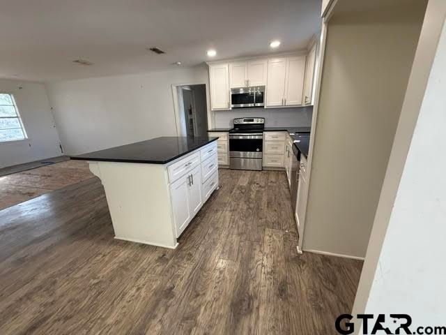 207 S Sun Camp, White Oak, TX 75693